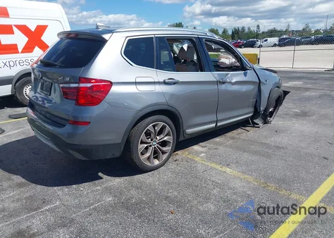 2017 BMW X3 Sdrive28I z USA, uszkodzony, nr VIN 5UXWZ7C53H0T44447